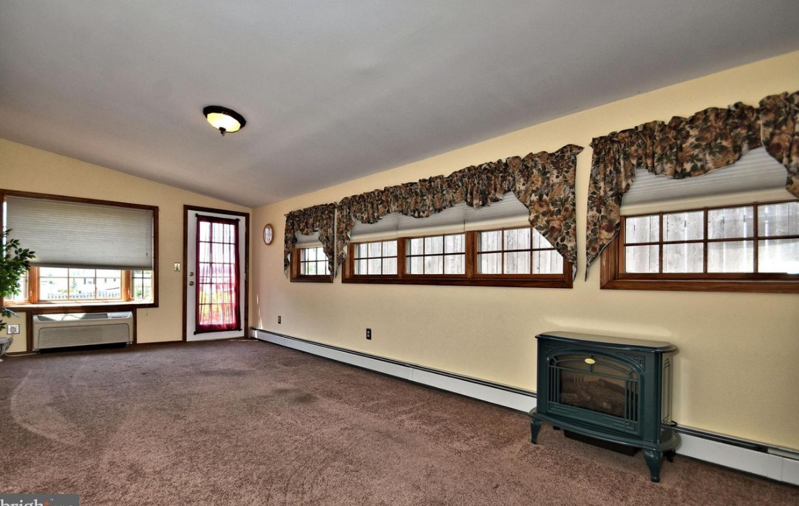 511 Overhill Rd #1 - Photo 3 of 17