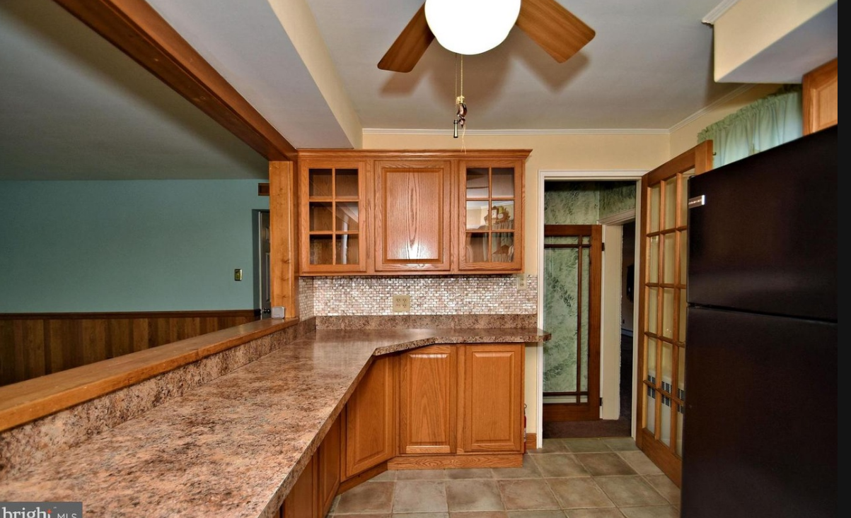 511 Overhill Rd #1 - Photo 6 of 17