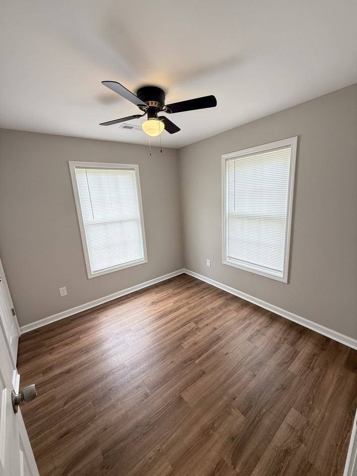 344 W Maple Ave #1 - Photo 6 of 10