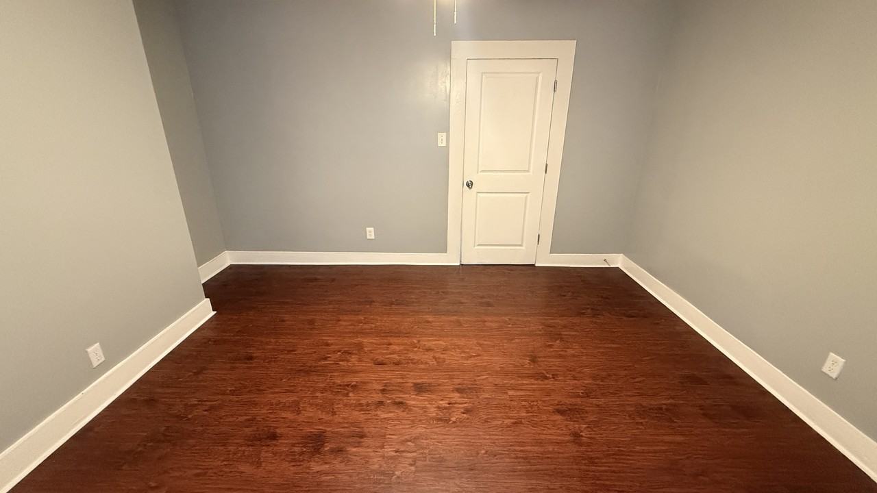 704 61st St #1 - Photo 6 of 10