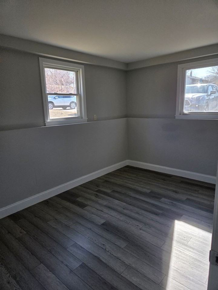 11 Elm St - Photo 4 of 9