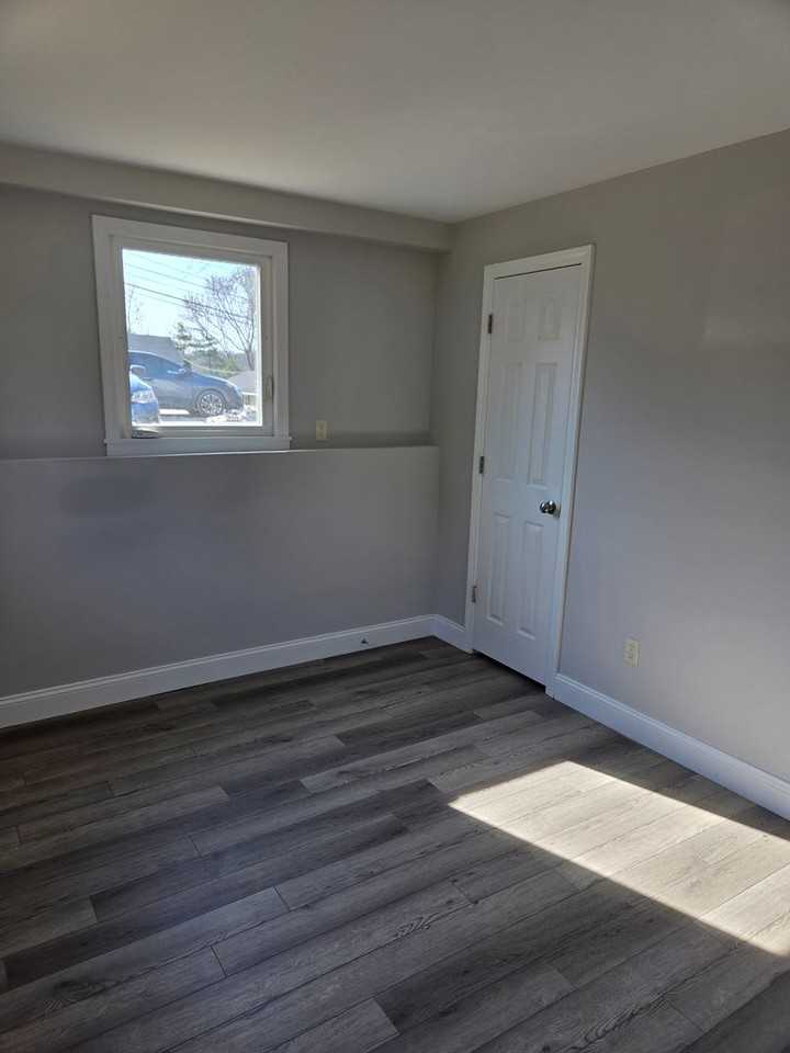 11 Elm St - Photo 5 of 9