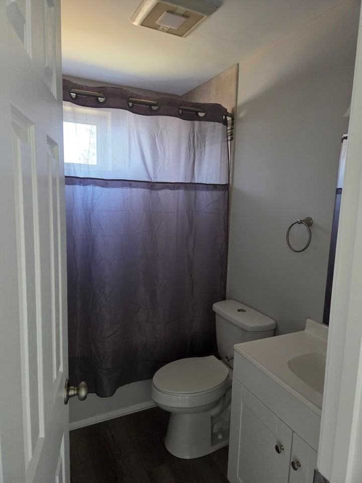 11 Elm St - Photo 7 of 9