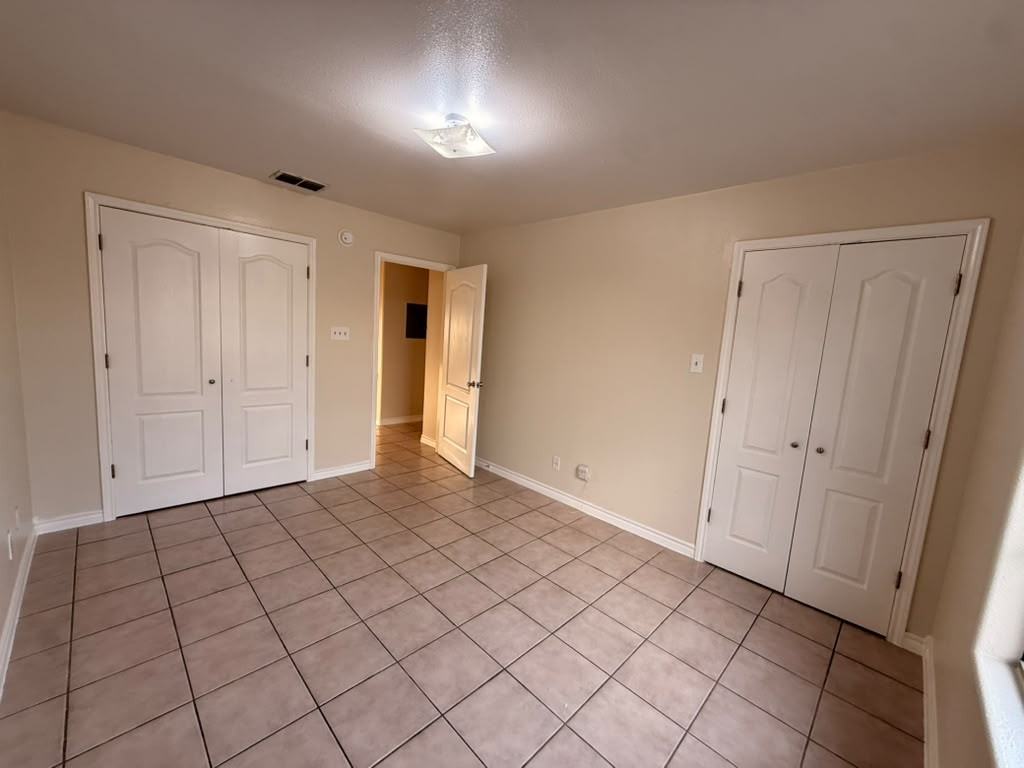 412 Shiloh Dr #604 - Photo 3 of 12