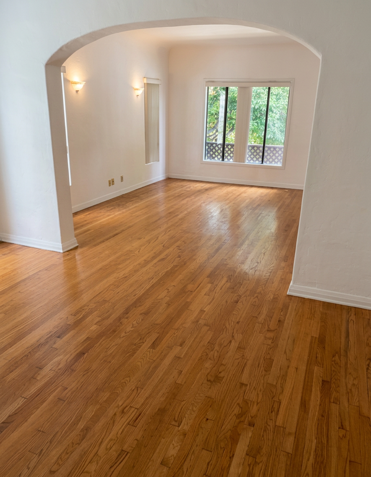 1102 1/2 S Shenandoah St #4 - Photo 2 of 14