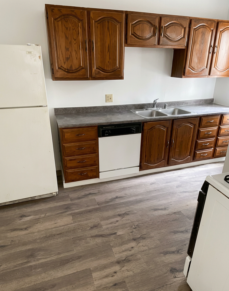 1102 1/2 S Shenandoah St #4 - Photo 6 of 14