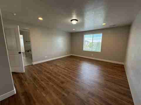 W Berry Creek Dr #1 - Photo 5 of 16