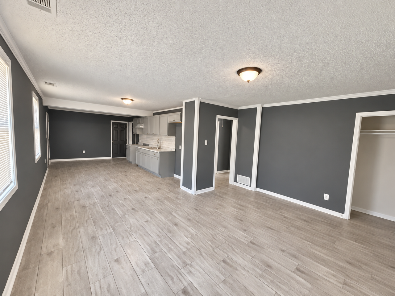 1820 S Barksdale St #1 - Photo 4 of 9