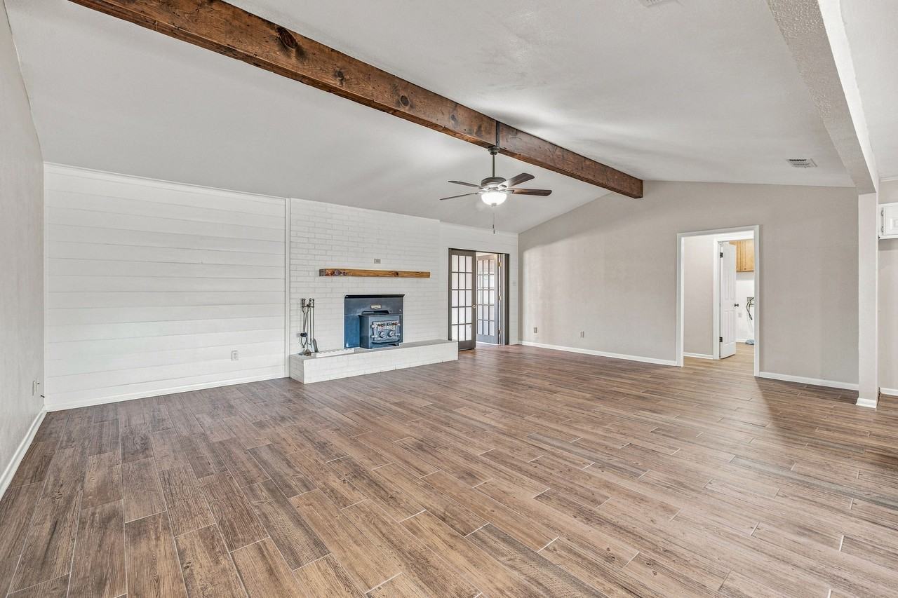 1208 N Dale Ave #1 - Photo 2 of 12
