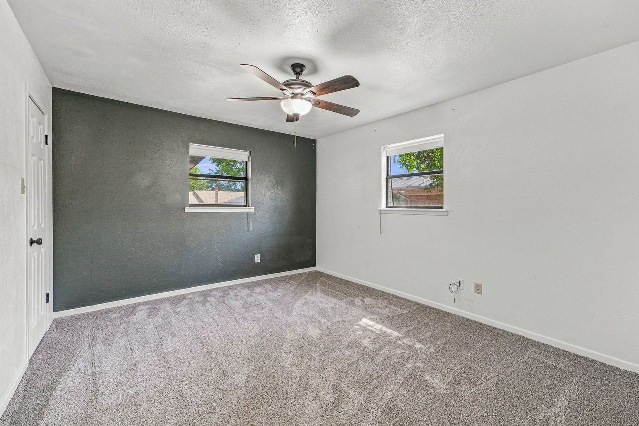 1208 N Dale Ave #1 - Photo 7 of 12