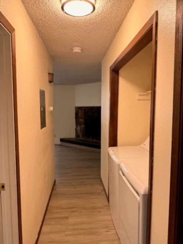 8533 Shrub Ct - Photo 7 of 12