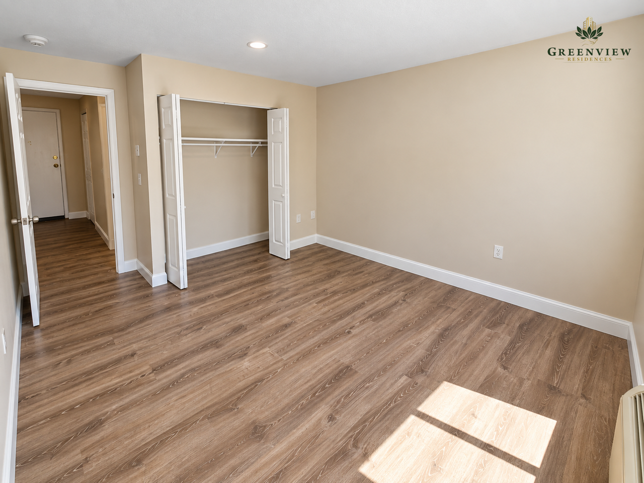 10 Greenview Street - Photo 2 of 16