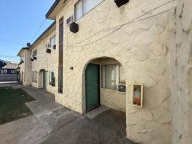 600-606 N. Locust Street - Photo 1 of 1