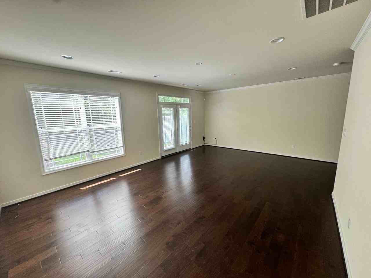 11425 Hayloft Ln - Photo 7 of 23