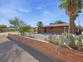 5936 E Beverly St - Photo 1 of 1