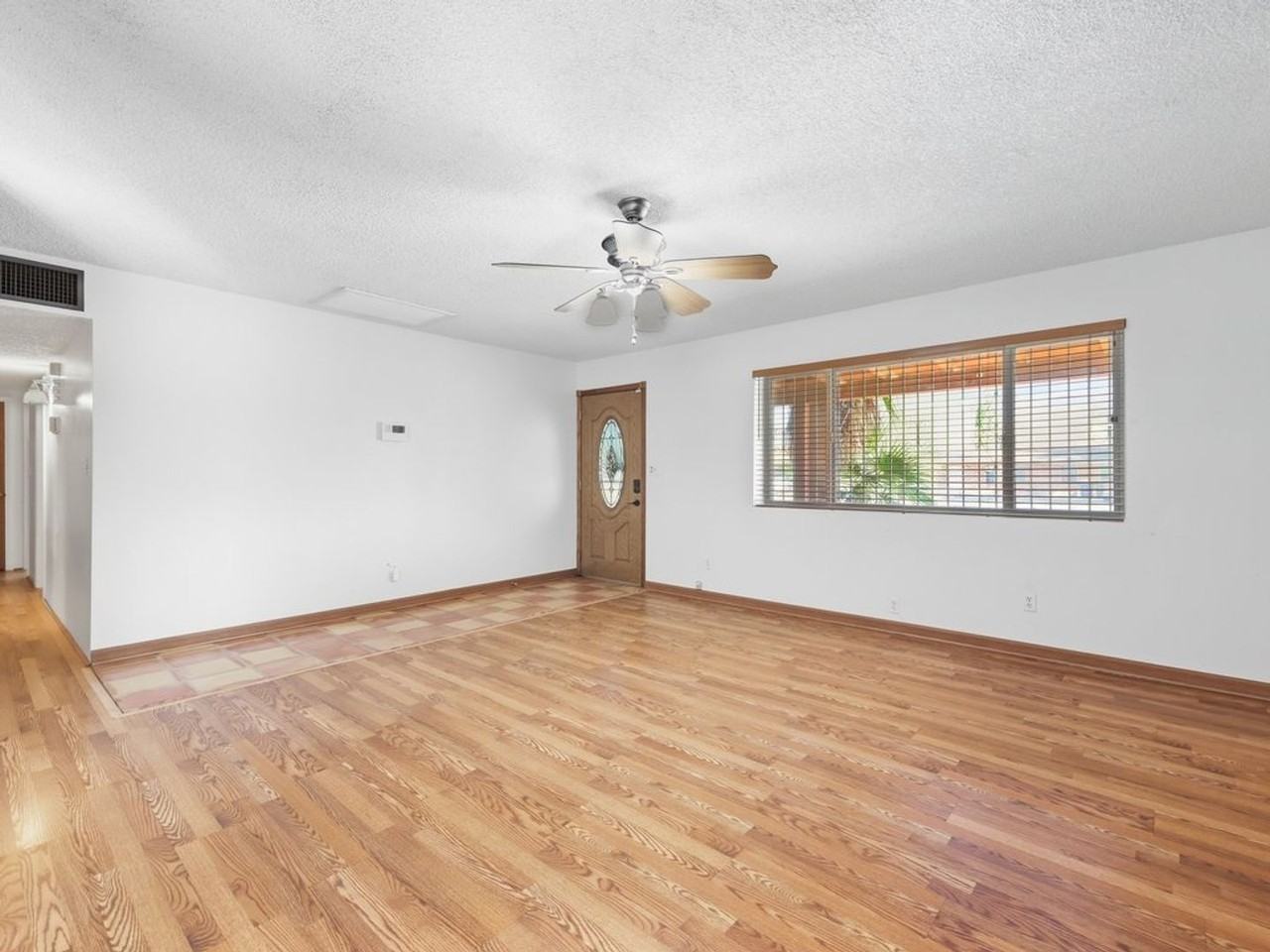 5936 E Beverly St - Photo 6 of 28