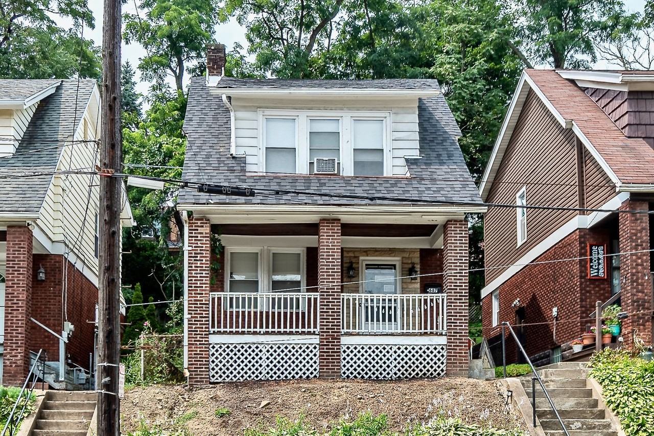 687 Forest Ave - Photo 4 of 14