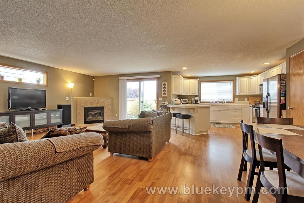 4018 Ne 91st St - Photo 4 of 20