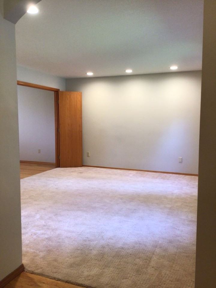 15215 Ne 7th St - Photo 2 of 16