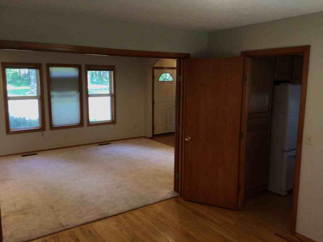 15215 Ne 7th St - Photo 4 of 16