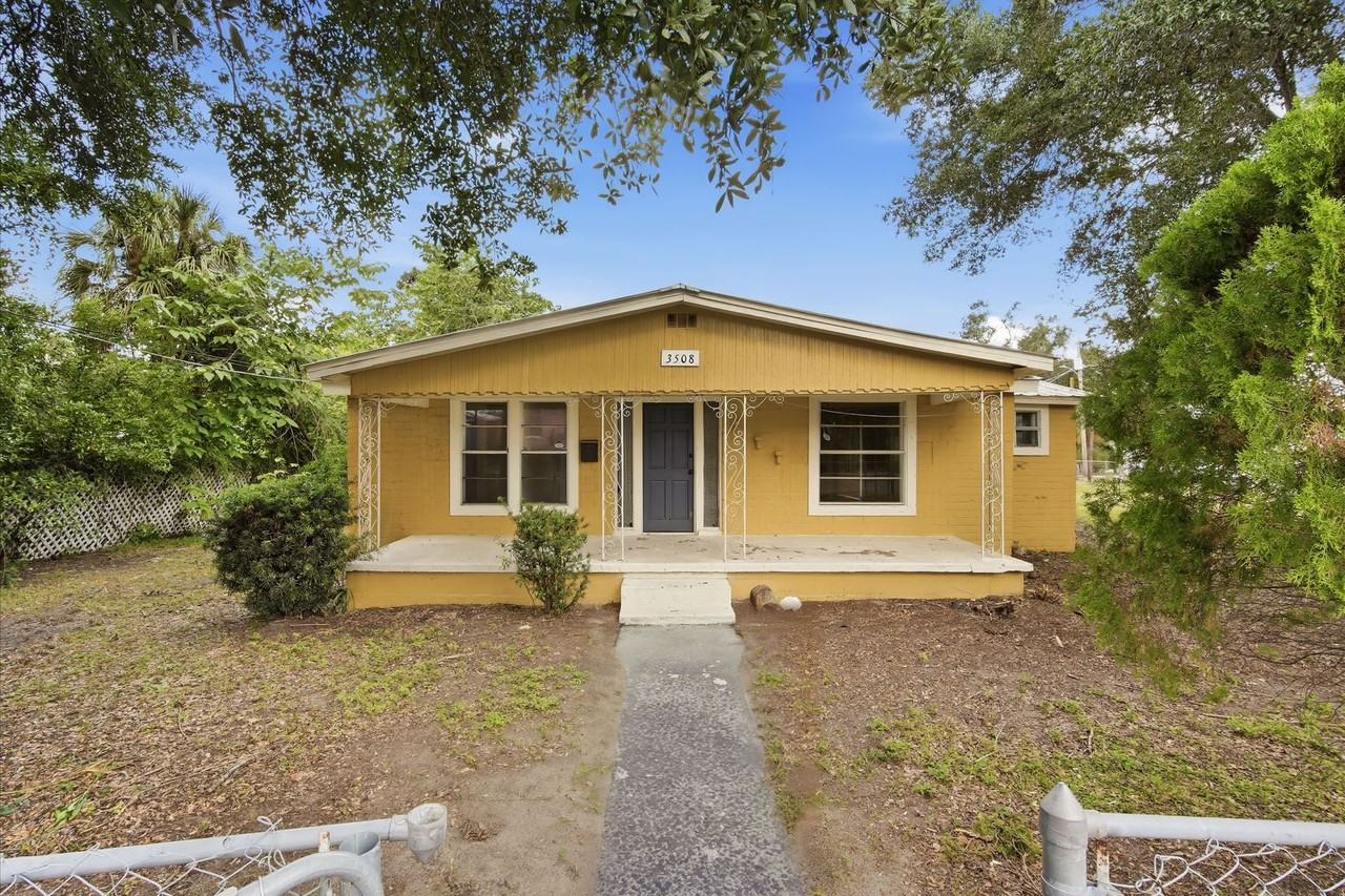 3508 E Genesee St - Photo 3 of 21