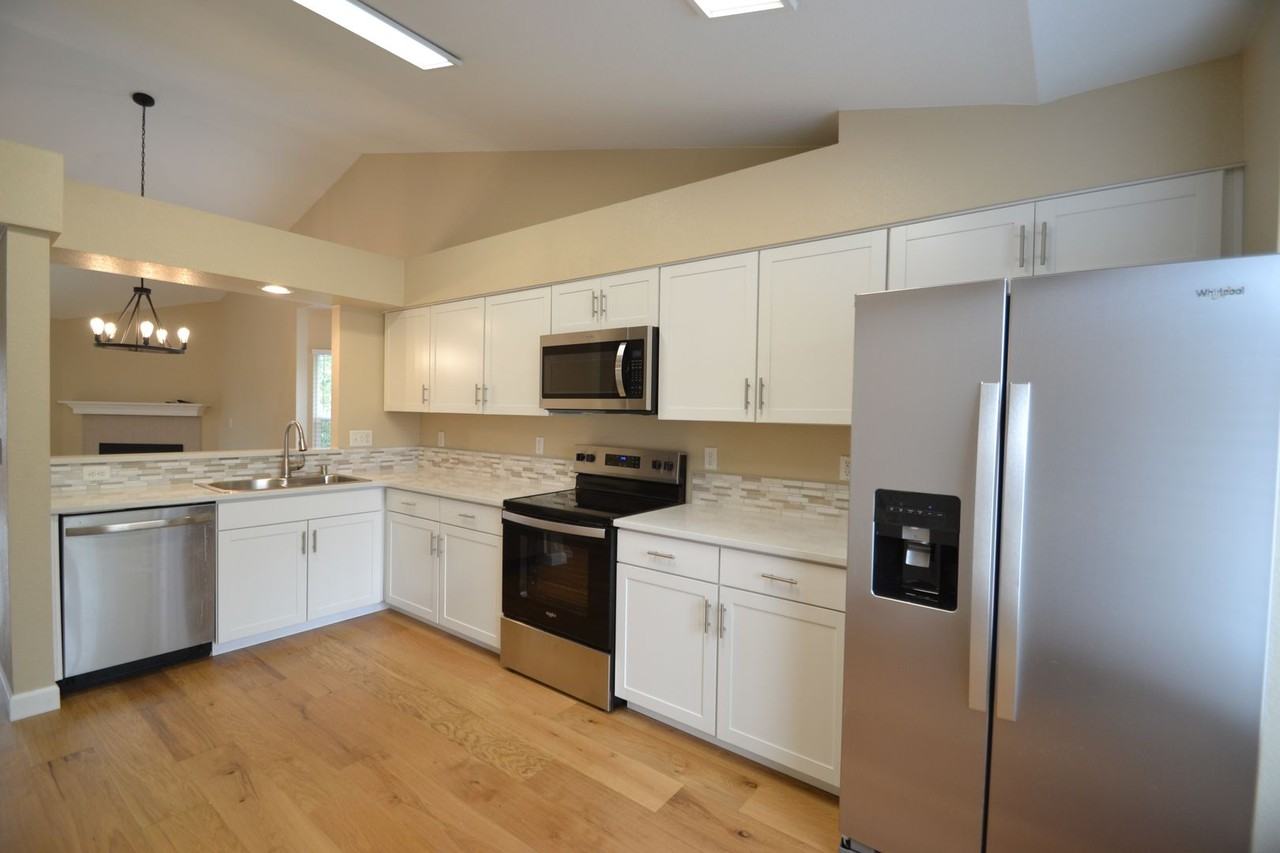 12307 Sleeping Bear Rd - Photo 7 of 23