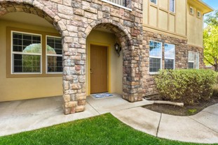 1152 E Winding Creek Dr - Photo 1 of 1