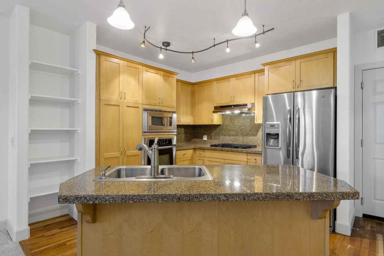 1152 E Winding Creek Dr - Photo 7 of 24