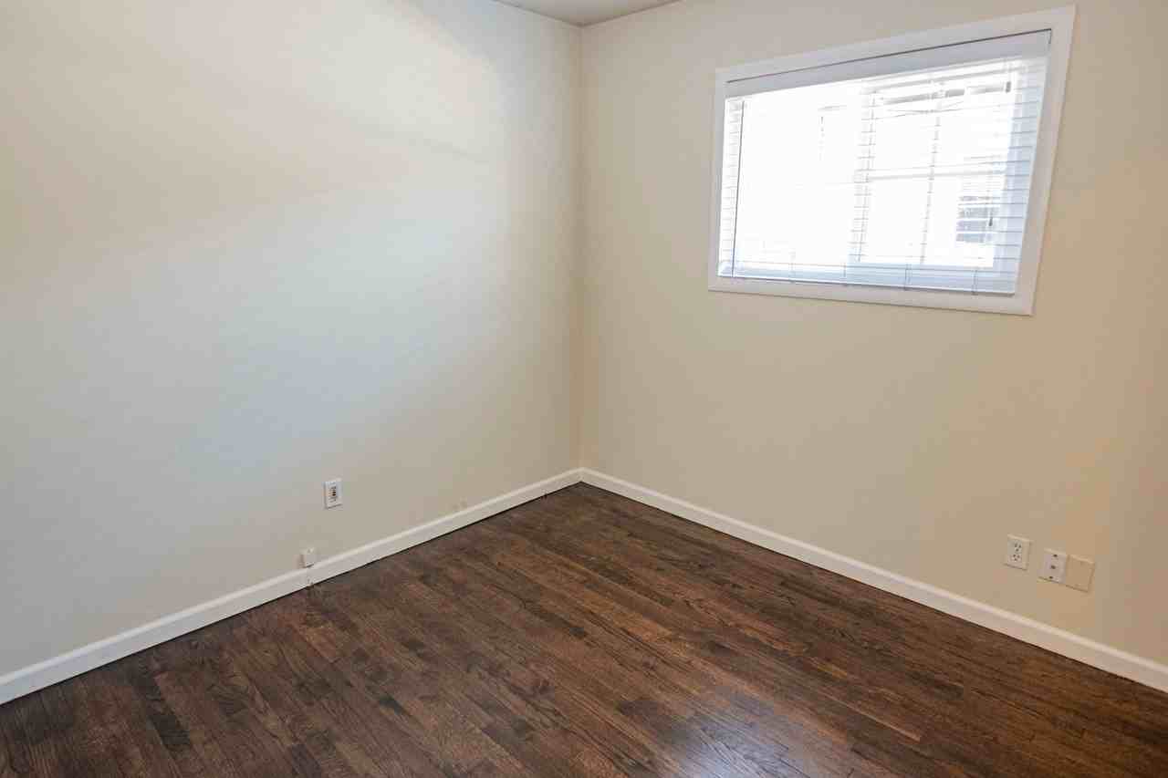 4384 Camden Ave - Photo 7 of 17