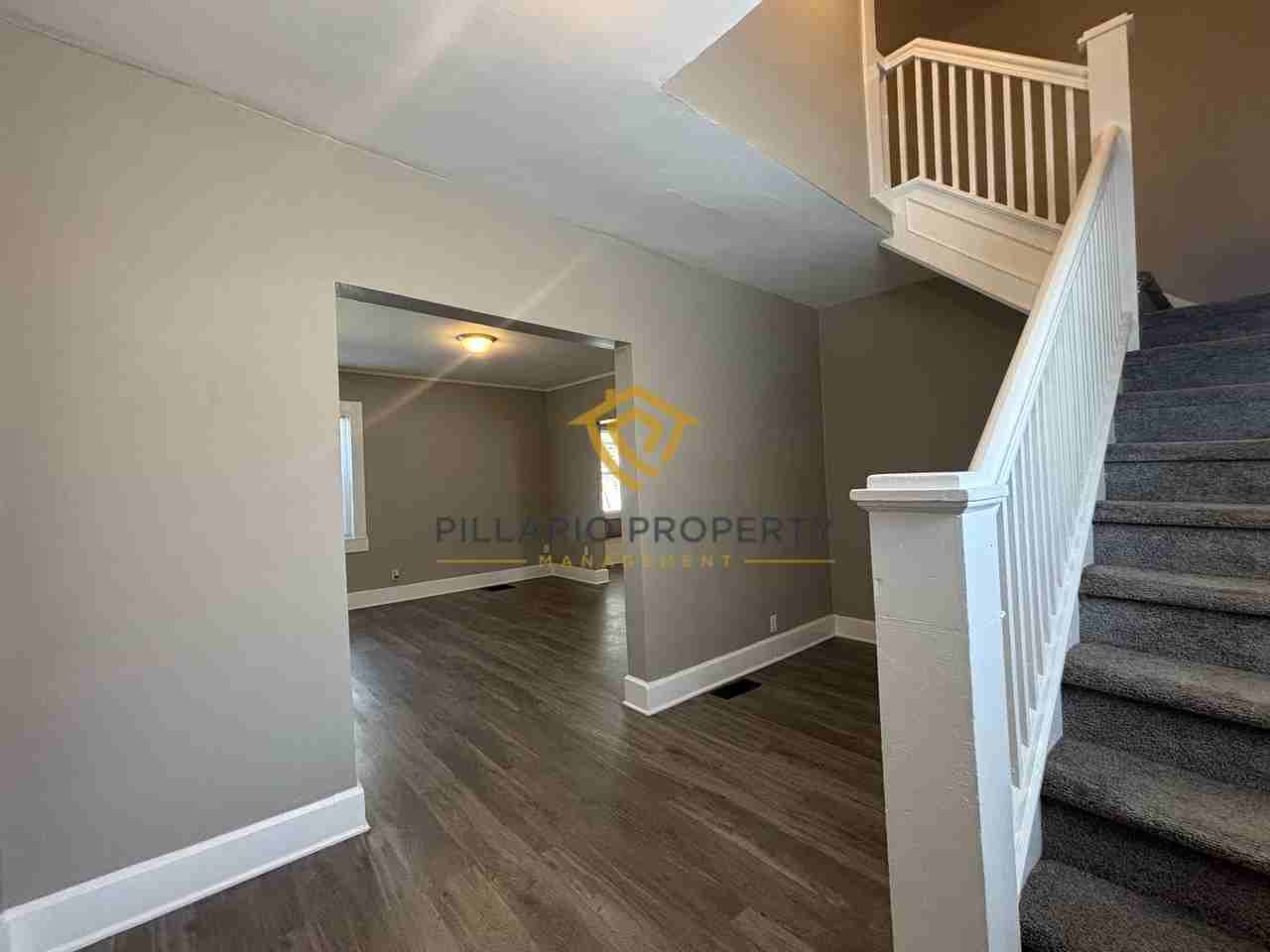 1215 N Kealing Ave - Photo 7 of 16
