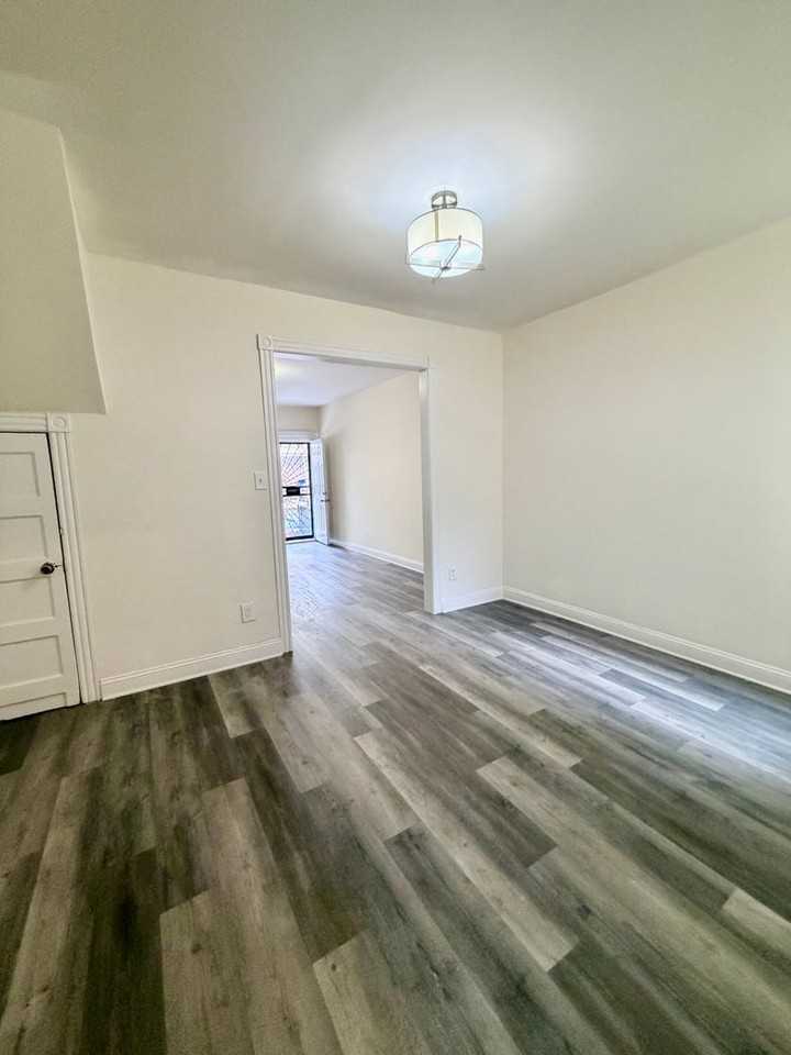 16 S Robinson St - Photo 4 of 22