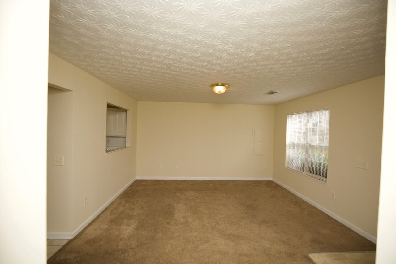 8260 Max Ct - Photo 3 of 18