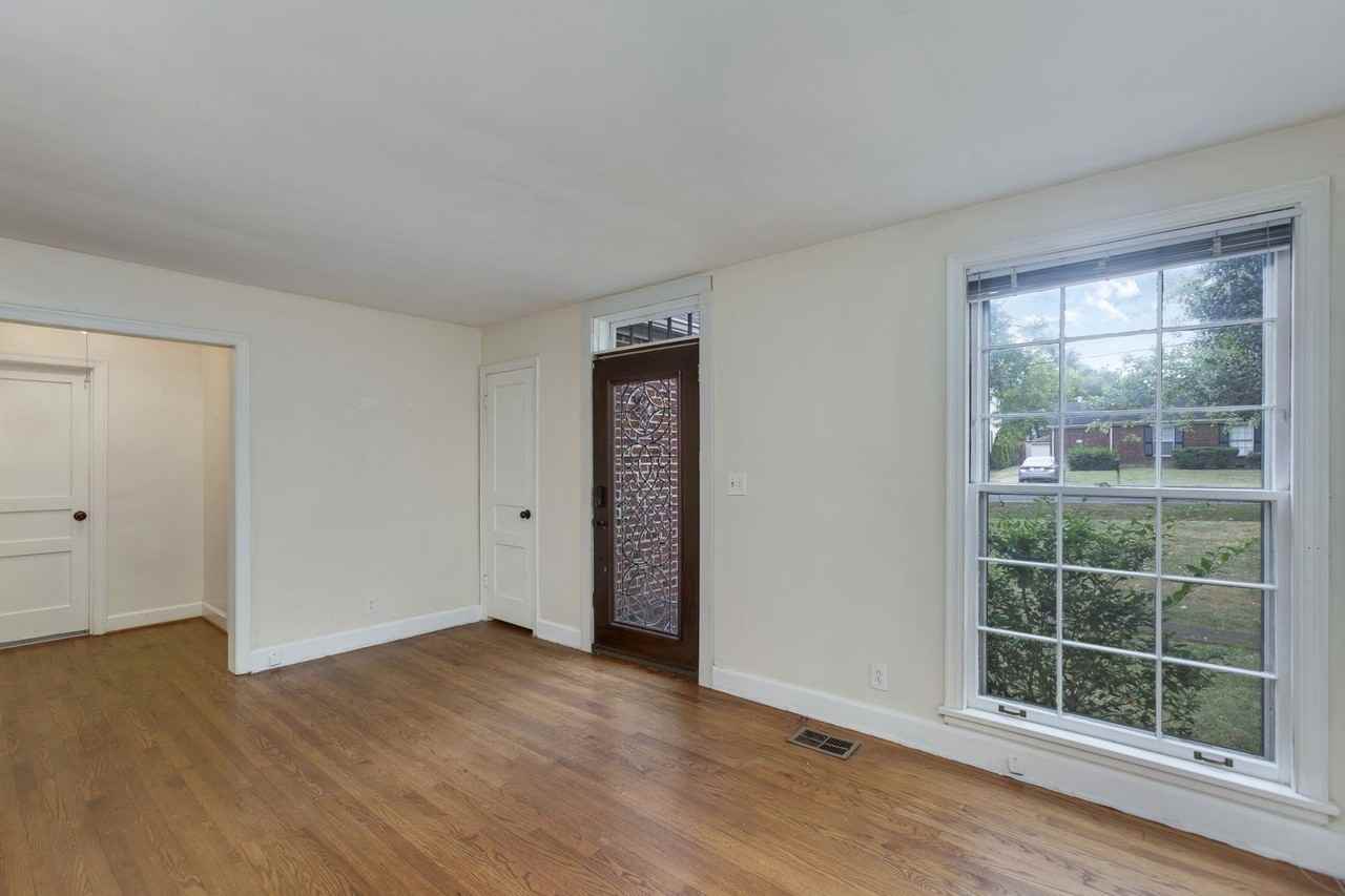3615 Wilbur Pl - Photo 5 of 19