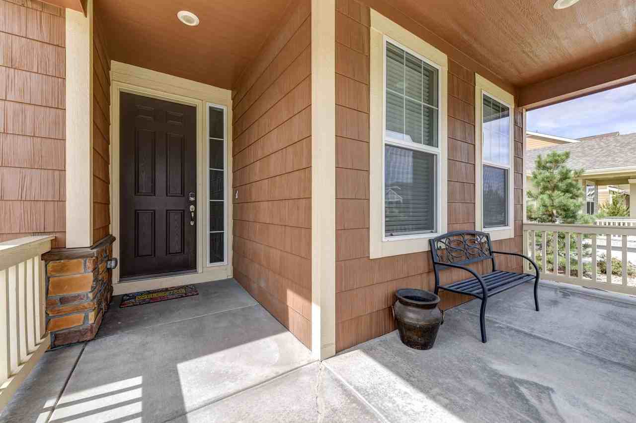 766 Sundance Ln - Photo 4 of 50