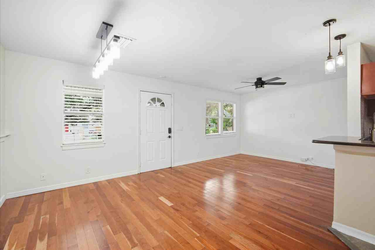 2117 W Palmetto St - Photo 5 of 25