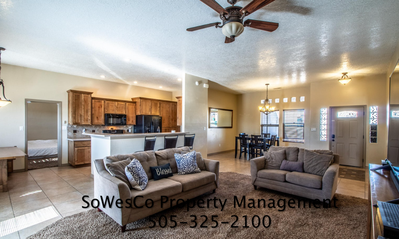 6709 Picuris Ave - Photo 4 of 18