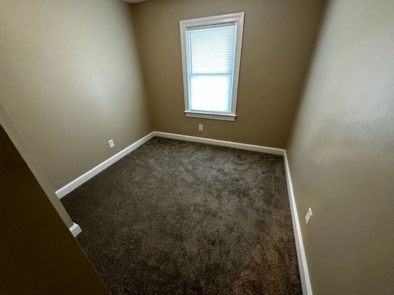 6115 Stagecoach Rd - Photo 5 of 11