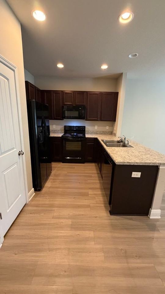 5716 Callaway Cir - Photo 4 of 20