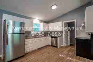 2470 N New Haven Ave - Photo 1 of 1