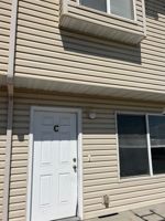 featured image of 882 E Main St