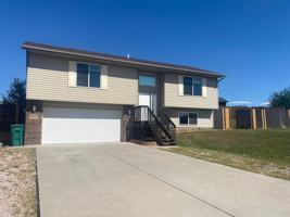 featured image of 6870 Meadow Rose Ln