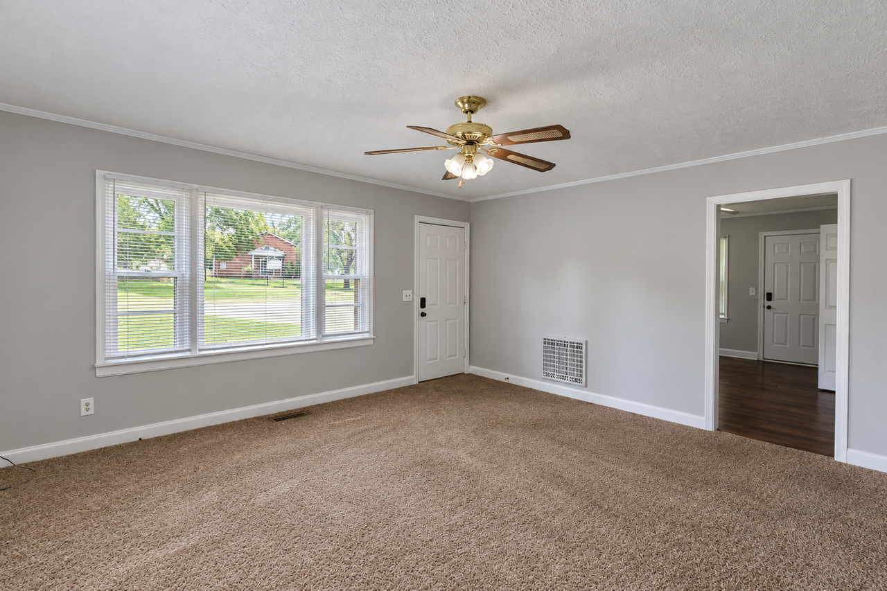 248 4th Ave - Photo 2 of 15