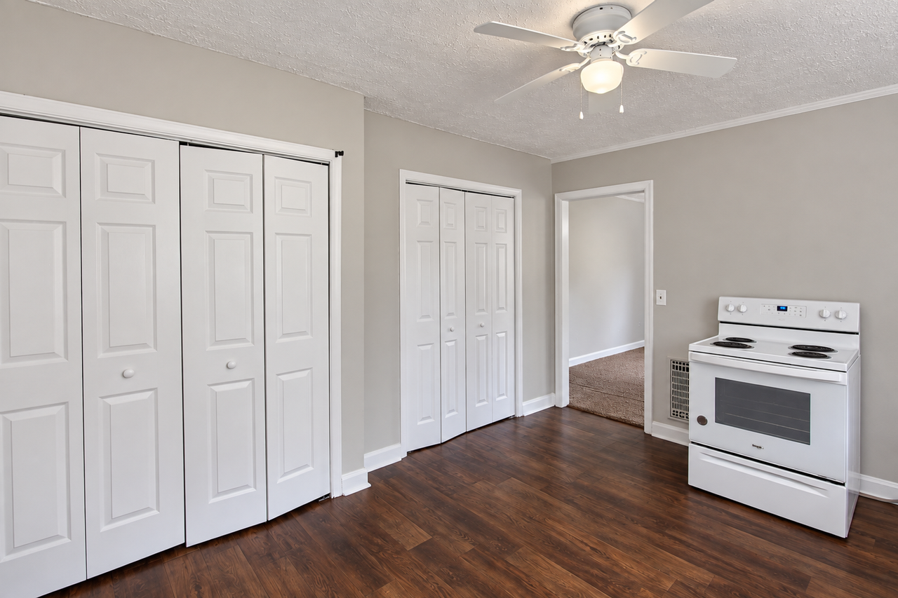 248 4th Ave - Photo 7 of 15