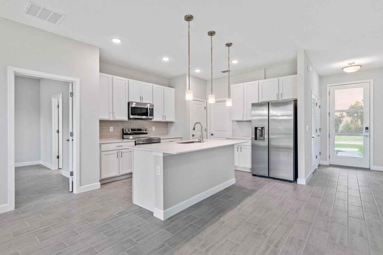 7722 Franzino Ave - Photo 4 of 12