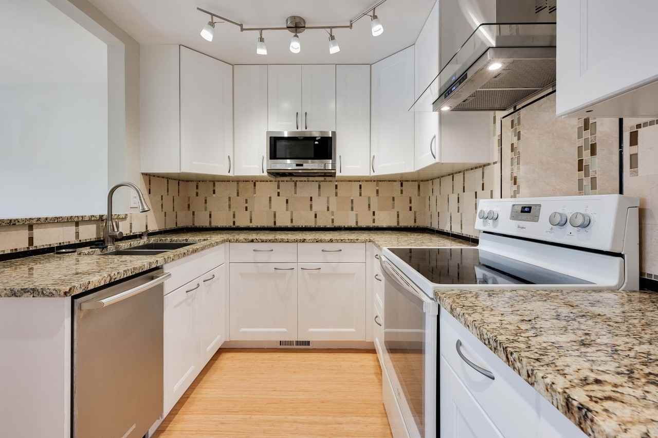 4152 Providence Point Dr Se #104 - Photo 7 of 17