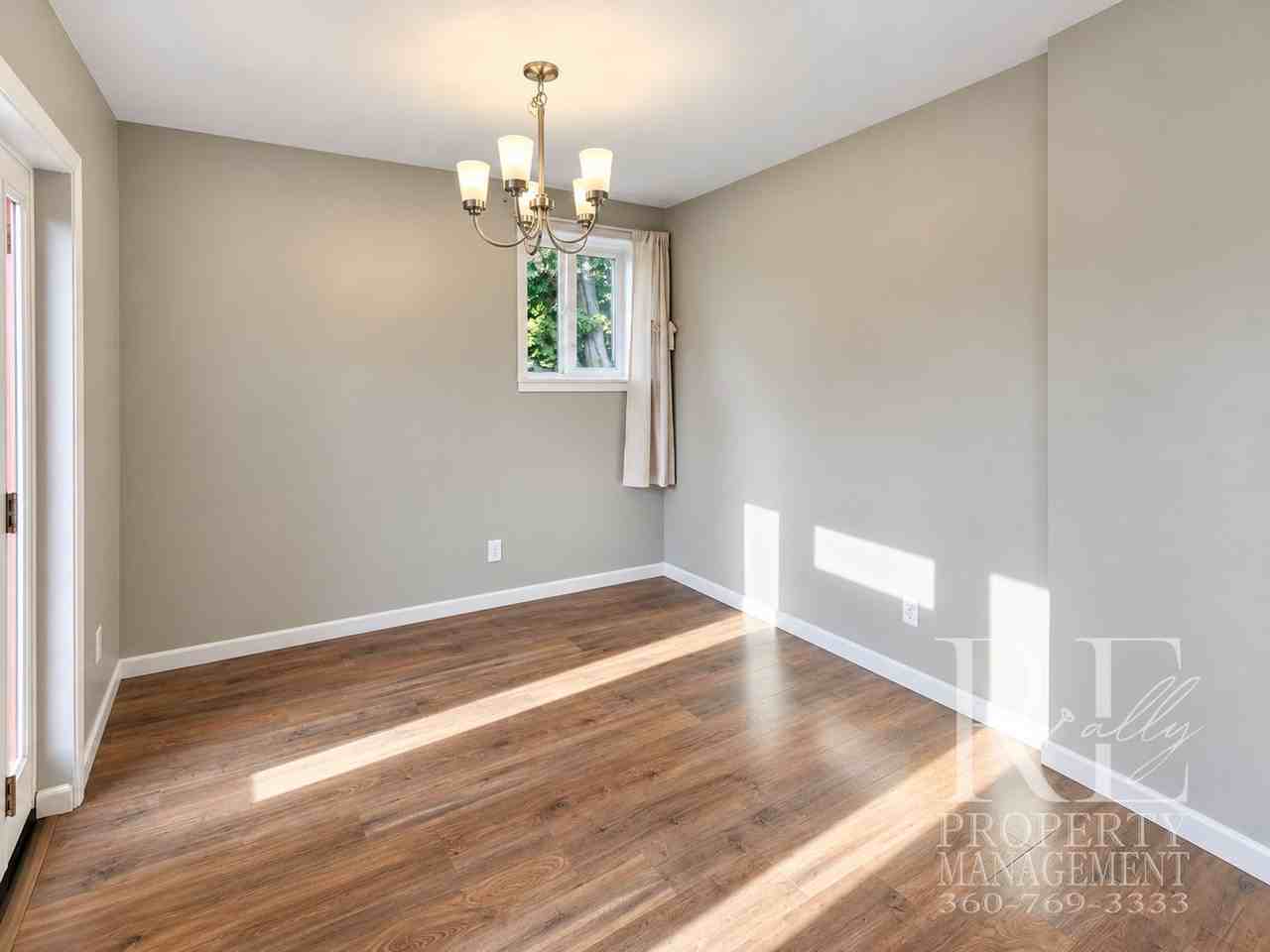 1227 S National Ave - Photo 4 of 16