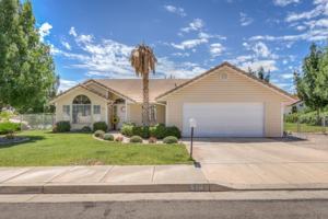 featured image of 610 E Springhill Dr