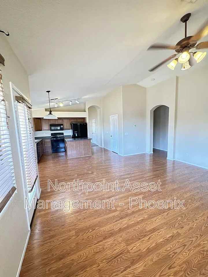 1215 N 158th Dr - Photo 3 of 16