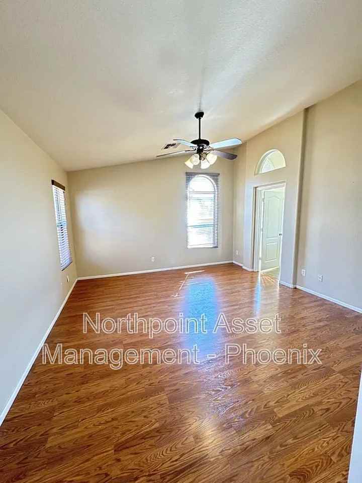 1215 N 158th Dr - Photo 5 of 16