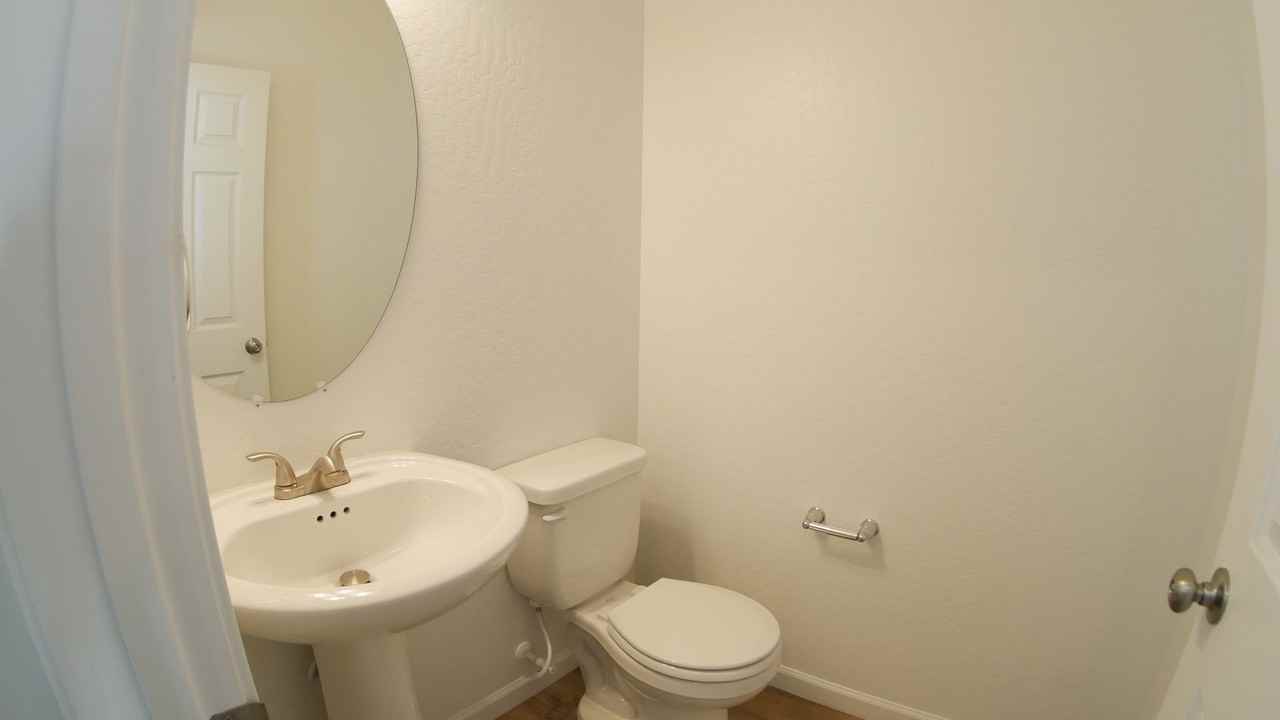 1012 Buena Vista Ln - Photo 6 of 11